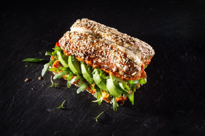 Grünling mit Spanischer Salsa